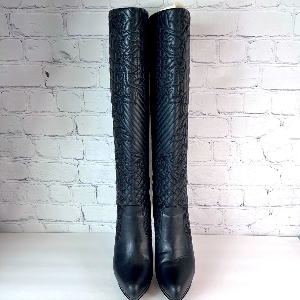 Versace Sexy Knee High Black Leather Quilted Stiletto Platform Heel Boots 35.5 - Picture 9 of 16